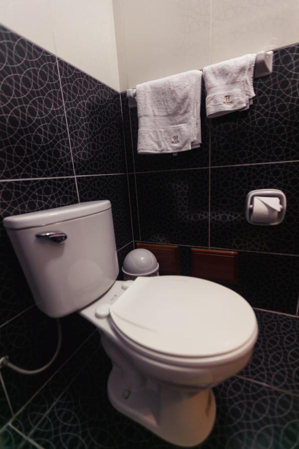 Hotel Suite Plaza Trujillo Exterior foto