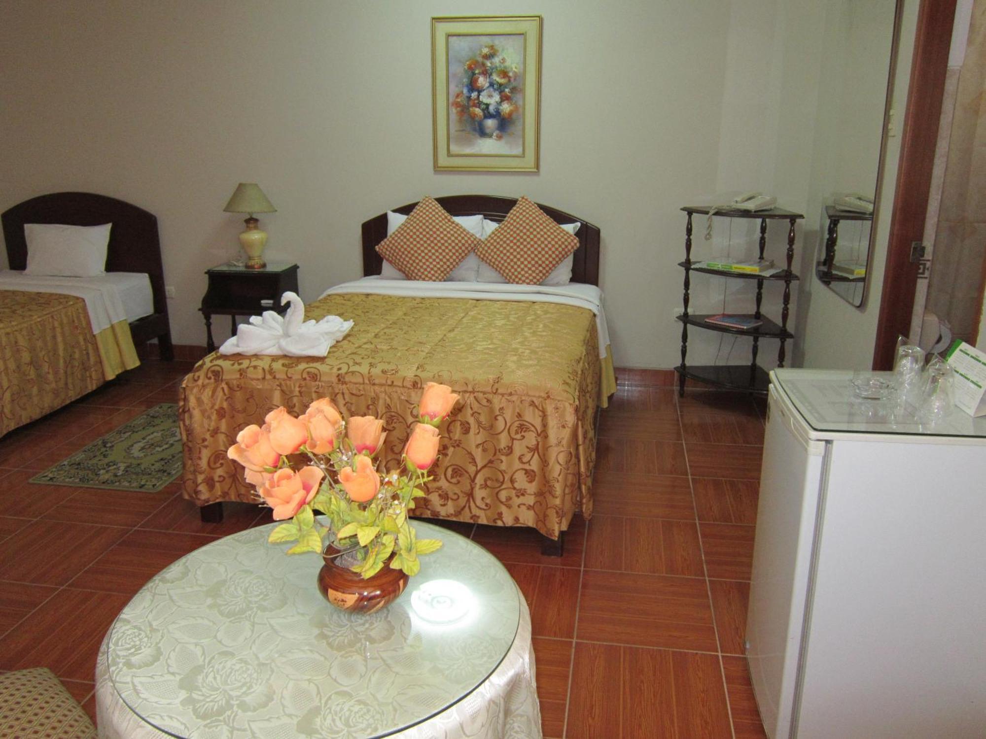 Hotel Suite Plaza Trujillo Exterior foto