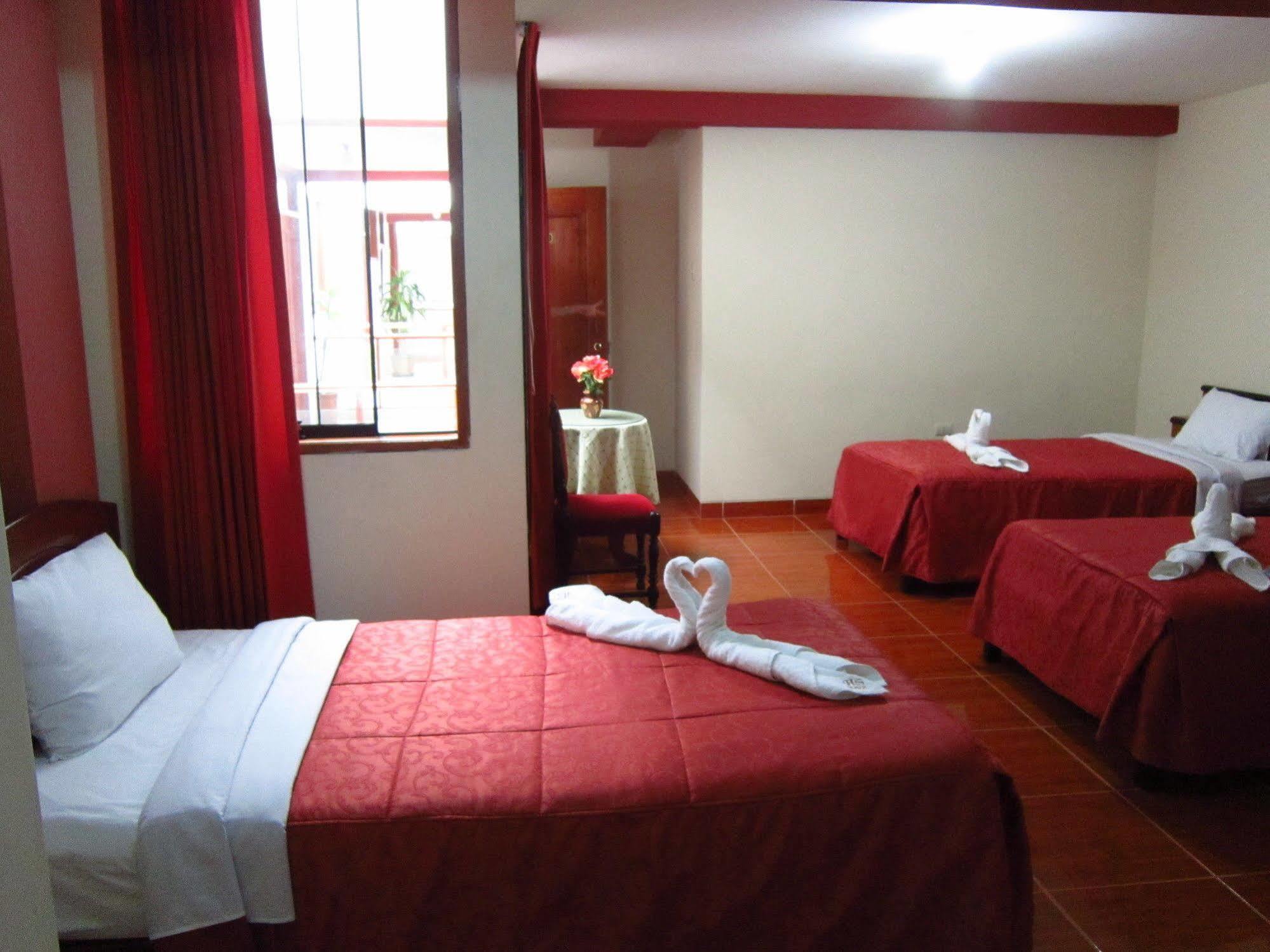 Hotel Suite Plaza Trujillo Exterior foto